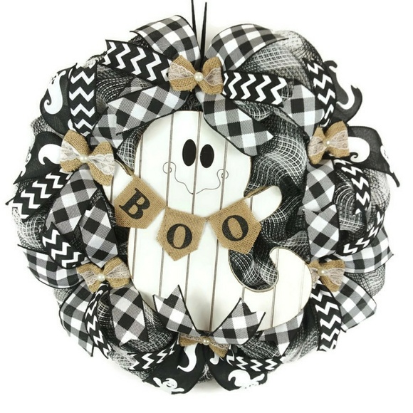 Handmade Other - Halloween Black and White Ghost Boo Wreath